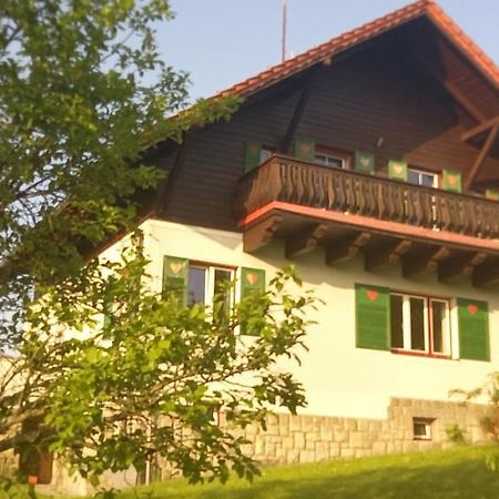 شقة Vila Hesha Český Krumlov المظهر الخارجي الصورة